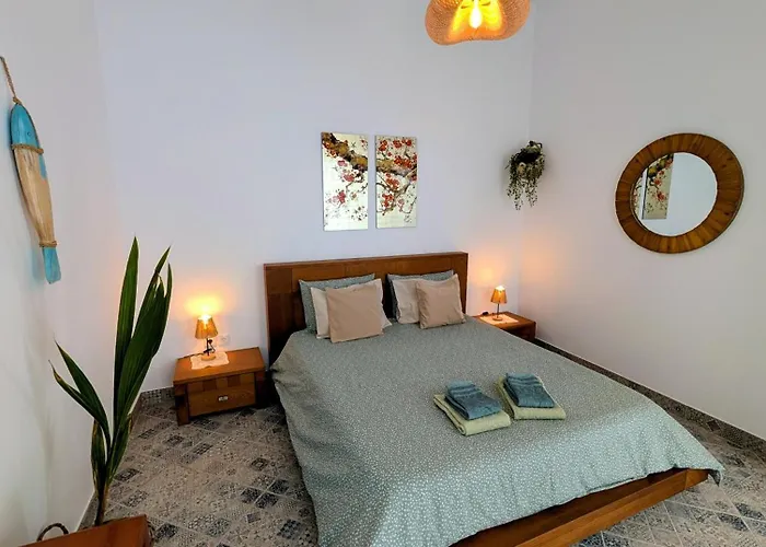 Laranja , Charming Portuguese Style For Rent Vida A Portuguesa Apartment